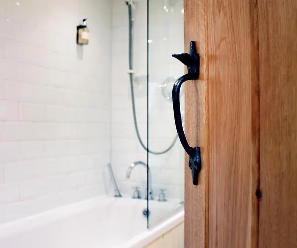 Mason's Arms Hotel Bowland Bridge