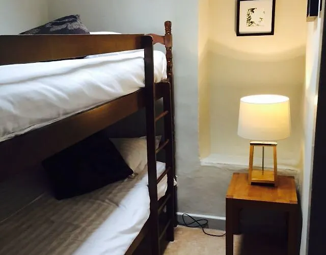 Mason's Arms Hotel *