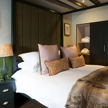 Mason's Arms Hotel